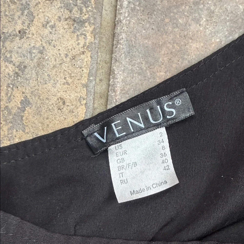 Elegant Black One-Shoulder Ruffle Top - Picture 3 of 4